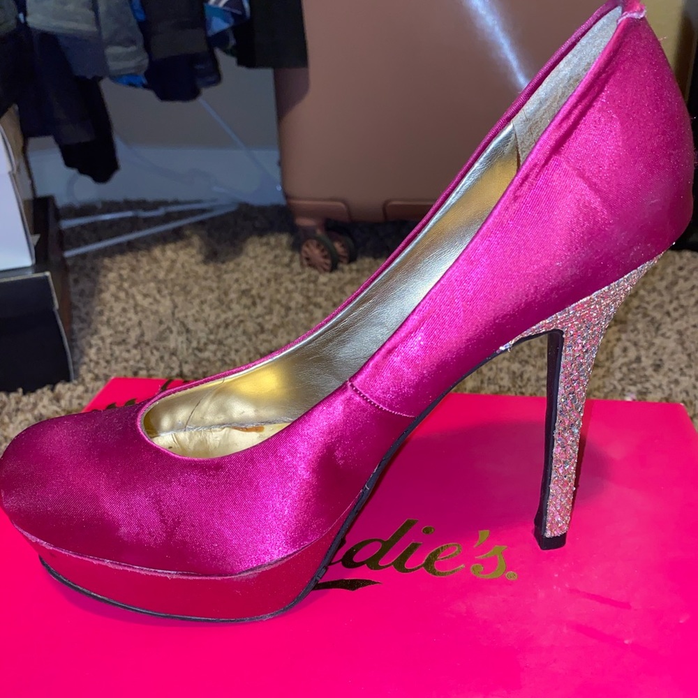 Fuchsia pink and gold heels